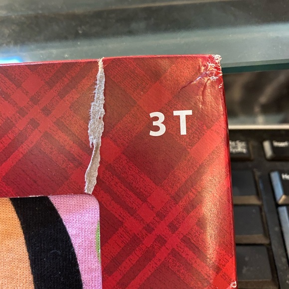 Mickey Mouse Club House Minnie Mouse Pajama Set. - Picture 7 of 7